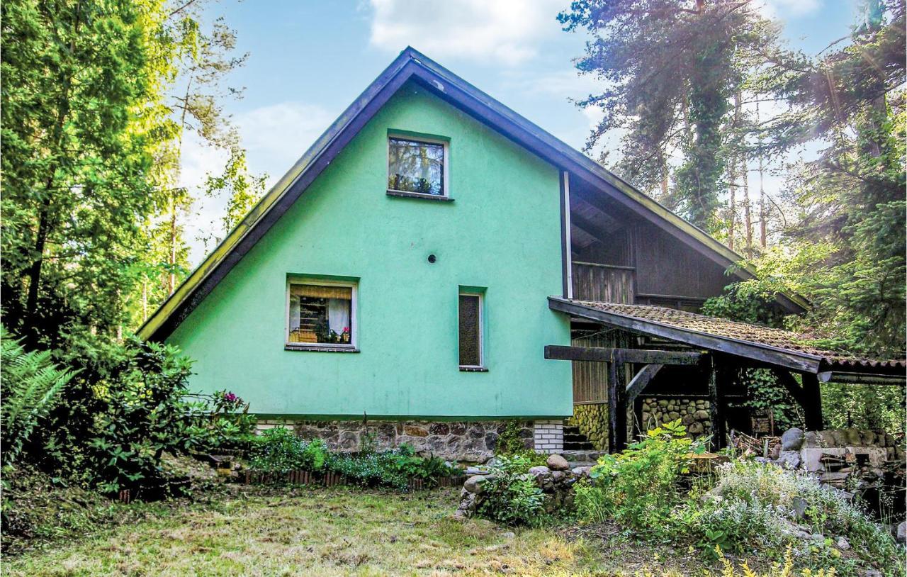 Stunning Home In Kaminsko With 3 Bedrooms Kültér fotó